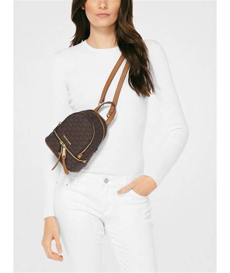 michael kors riñoneras|Mochilas de diseño para mujer .